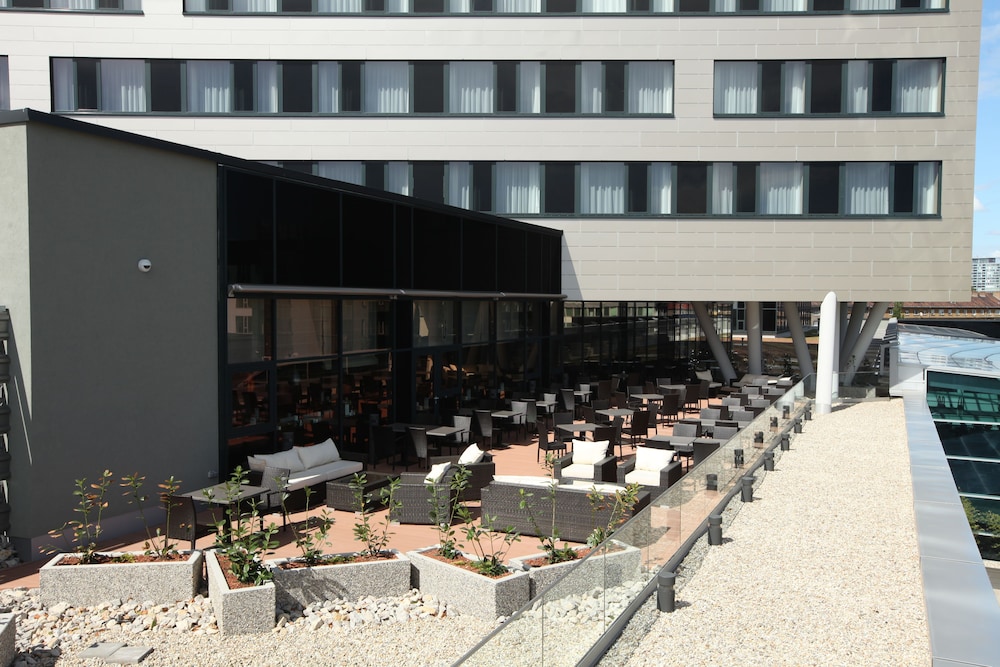 Lindner Hotel Bratislava, Part of Jdv by Hyatt 9/65