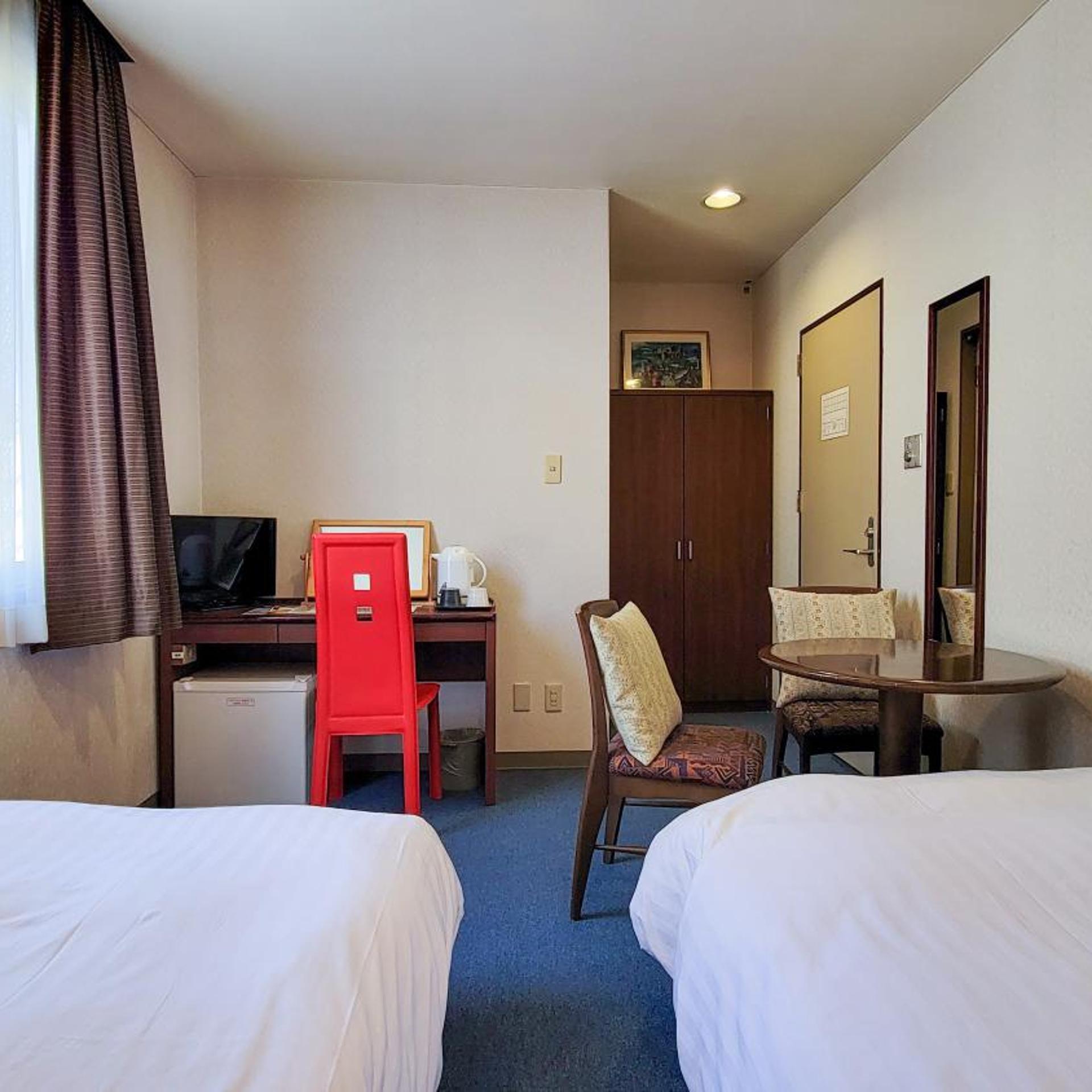 Hotel Palms Tenmonkan 7/50