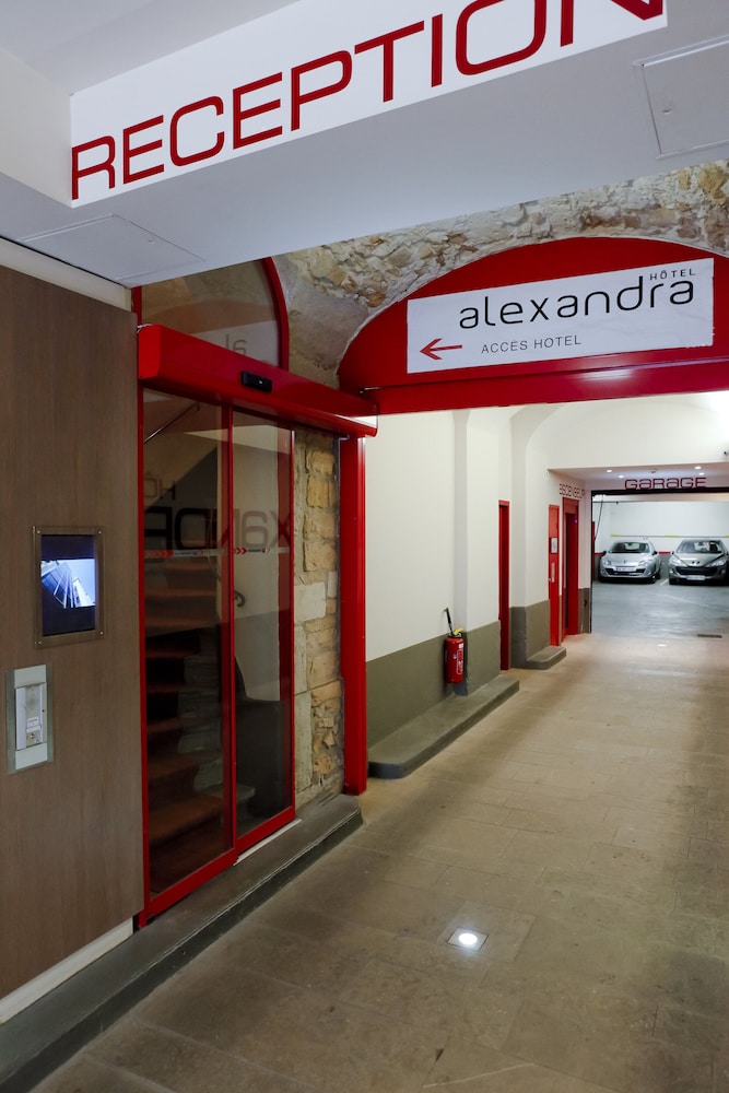 Hotel Alexandra 67/72