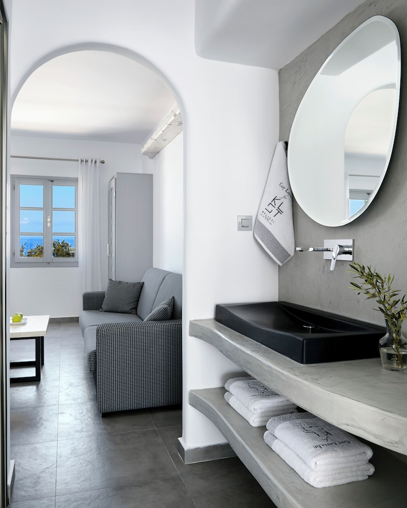 Kalisti Hotel And Suites 53/72