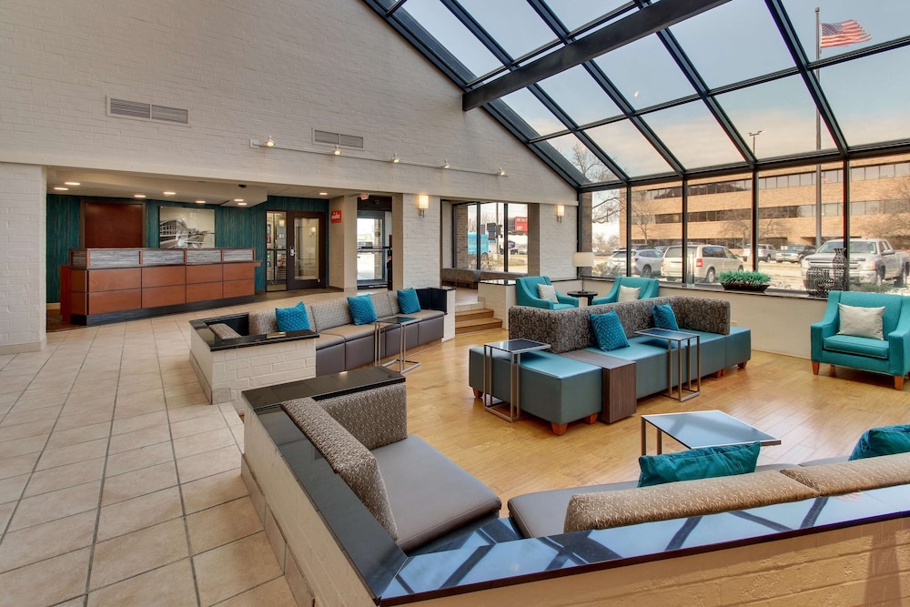 Pear Tree Inn St Louis Airport 28/45