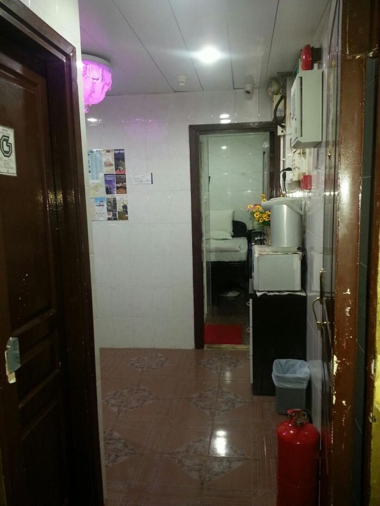 Cebu Hostel 10/64