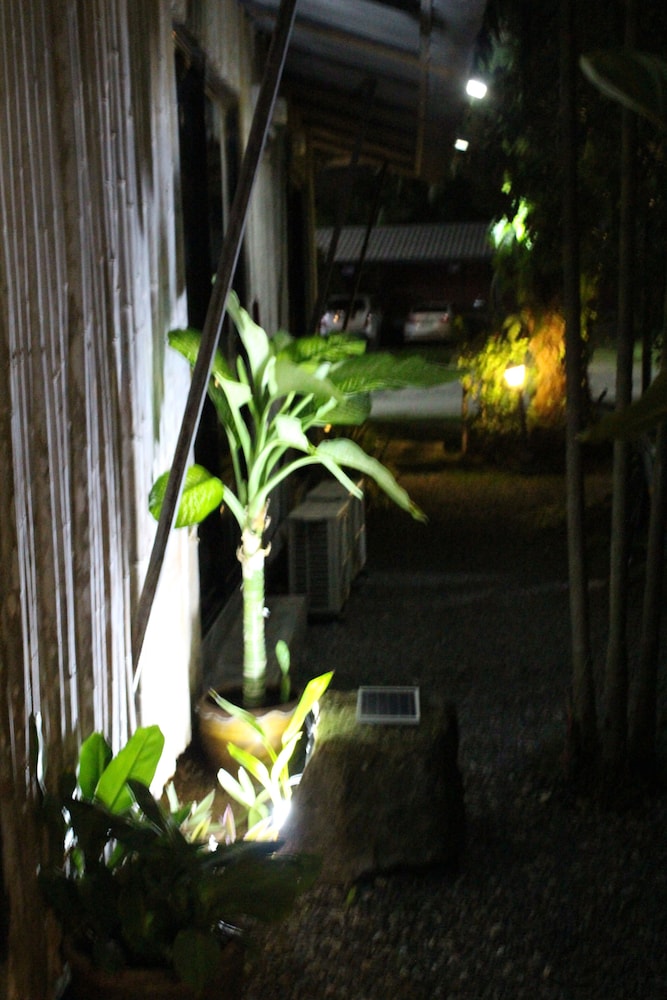 B Happy Resort 62/73