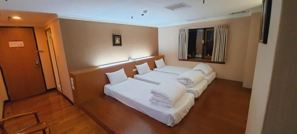 TAPENG BAY HOLIDAY HOTEL 13/52