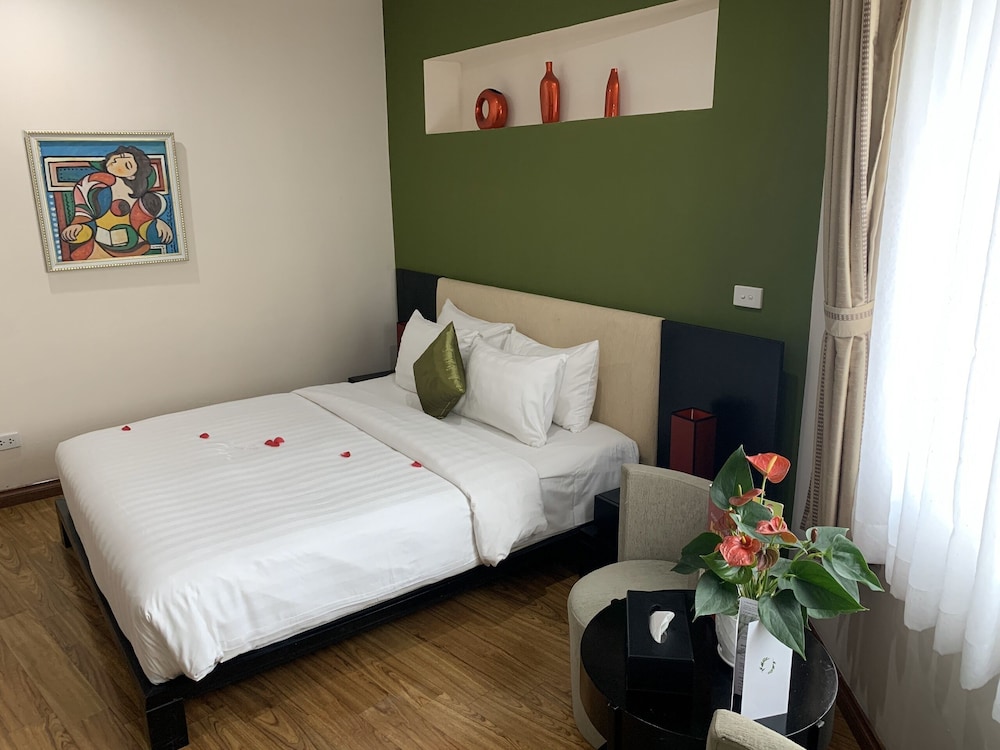 Anise Hotel 20/70