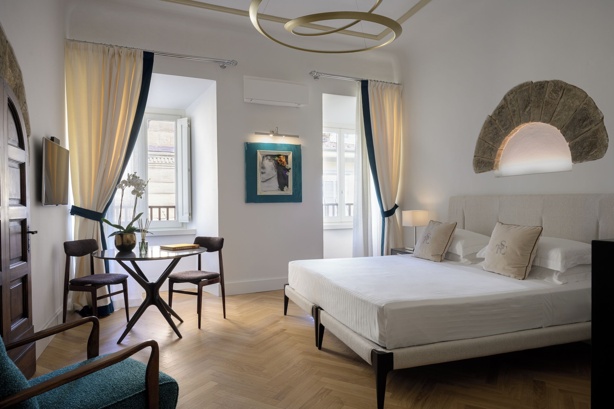 JUNIOR SUITE, DELUXE, BATH AND SHOWER, HYDROMASSAGE