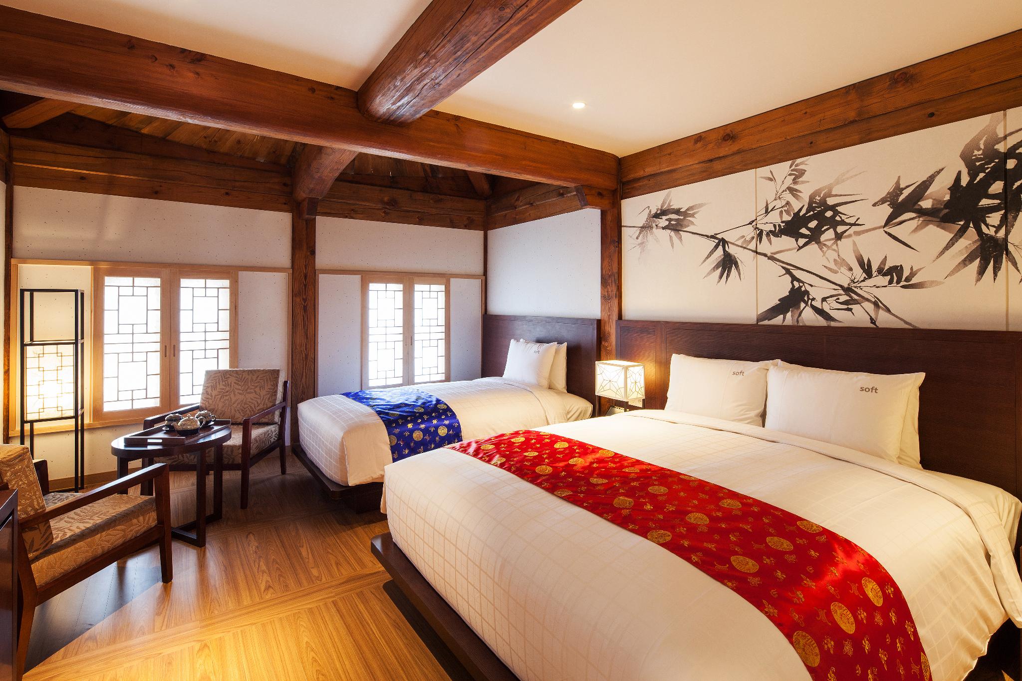 Super, Deluxe, Single, King Bed