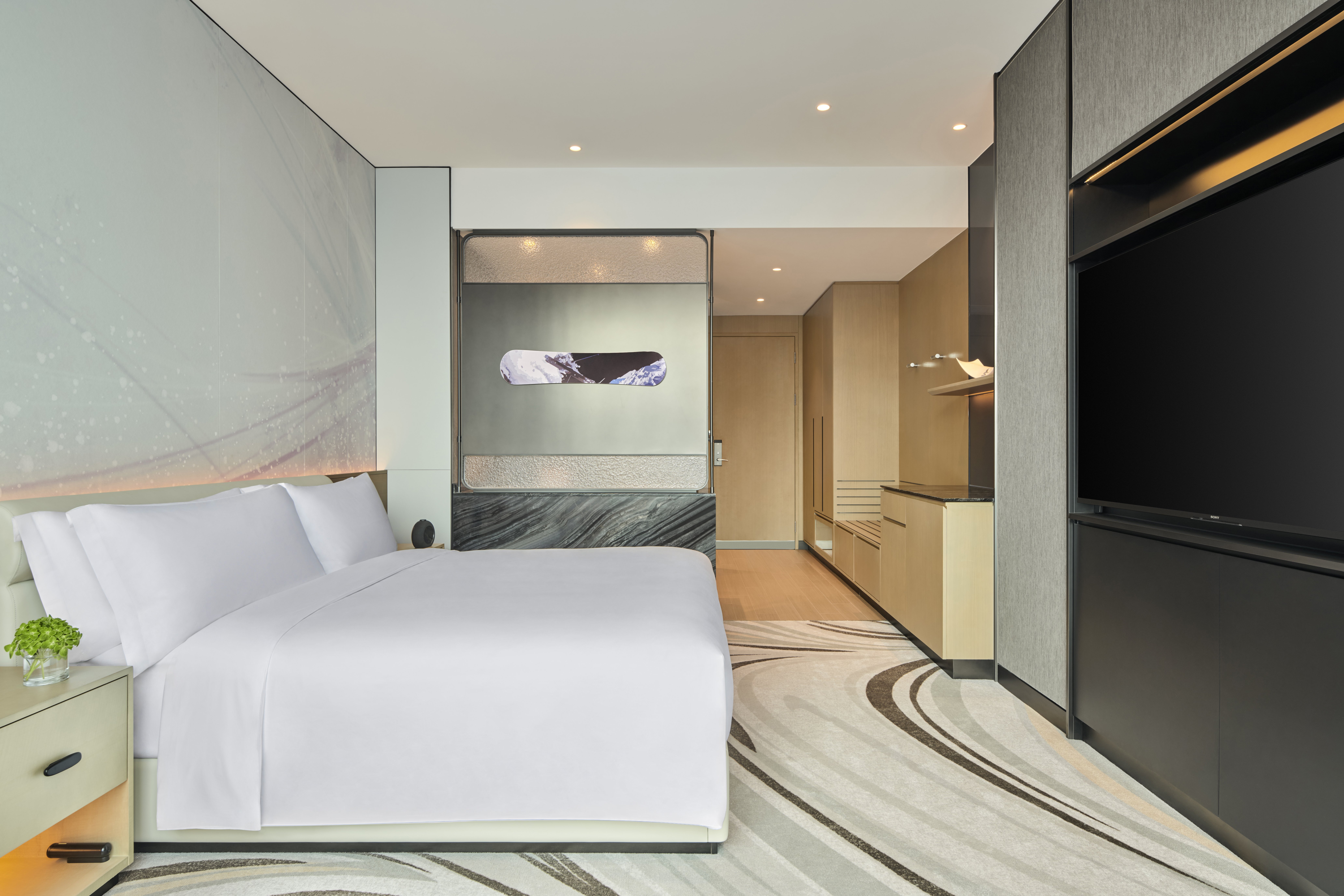 Paradise, Suite