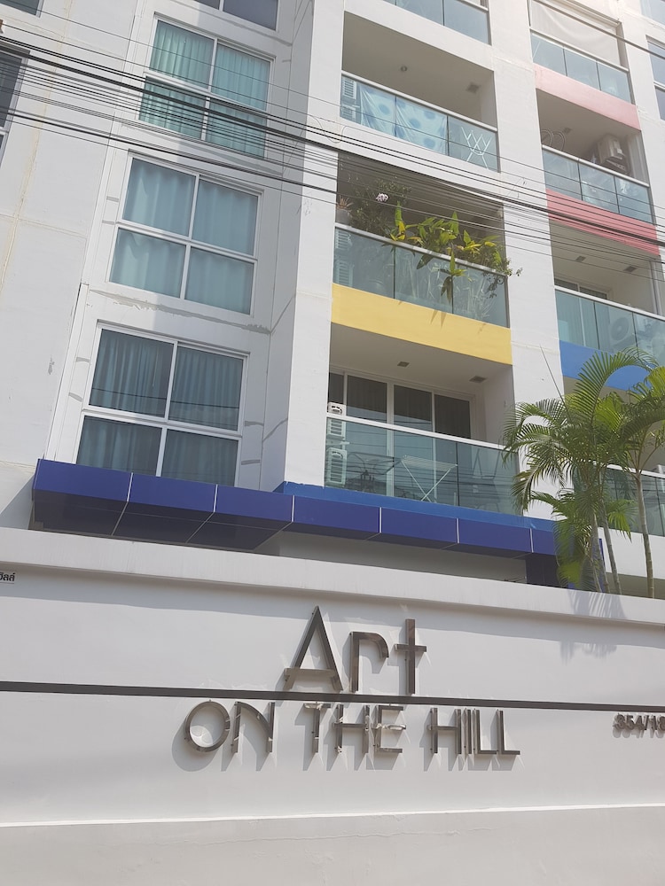 Art On The Hill By Pattaya Sunny Rentals 2/46
