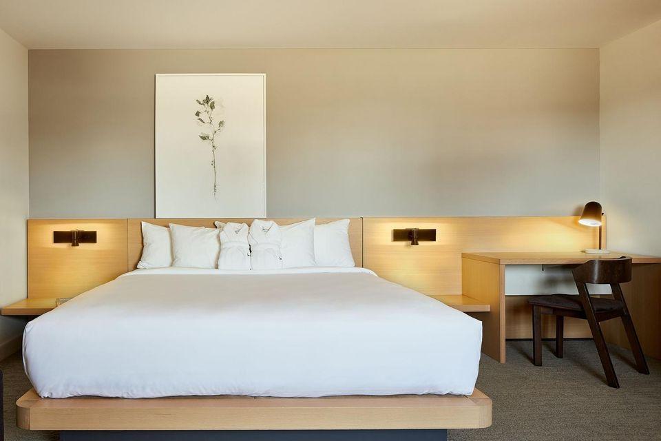 Platinum, Junior Suite