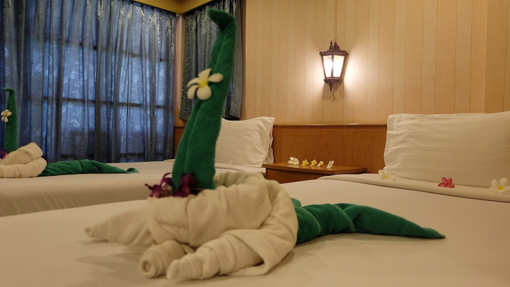 ANDAMAN LANTA RESORT 30/50
