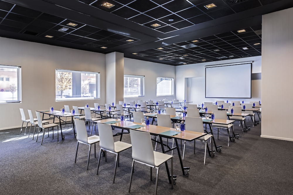 Hotel Zentral Castellana Norte 39/48