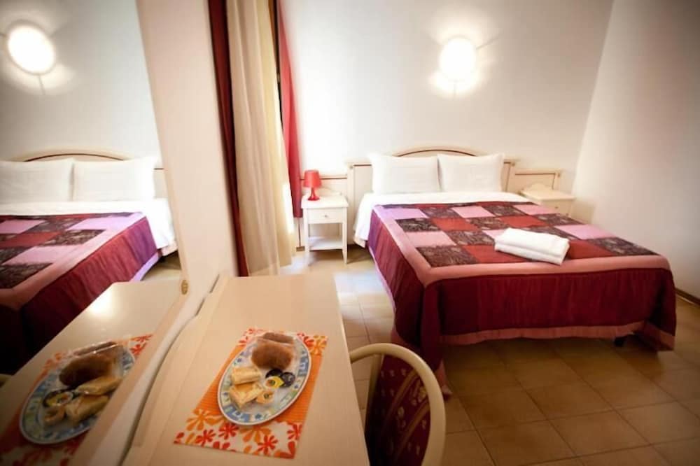 Trani B T Rooms 17/46