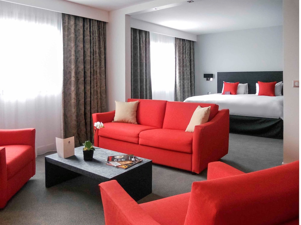 Mercure Bordeaux Lac Hotel 48/77