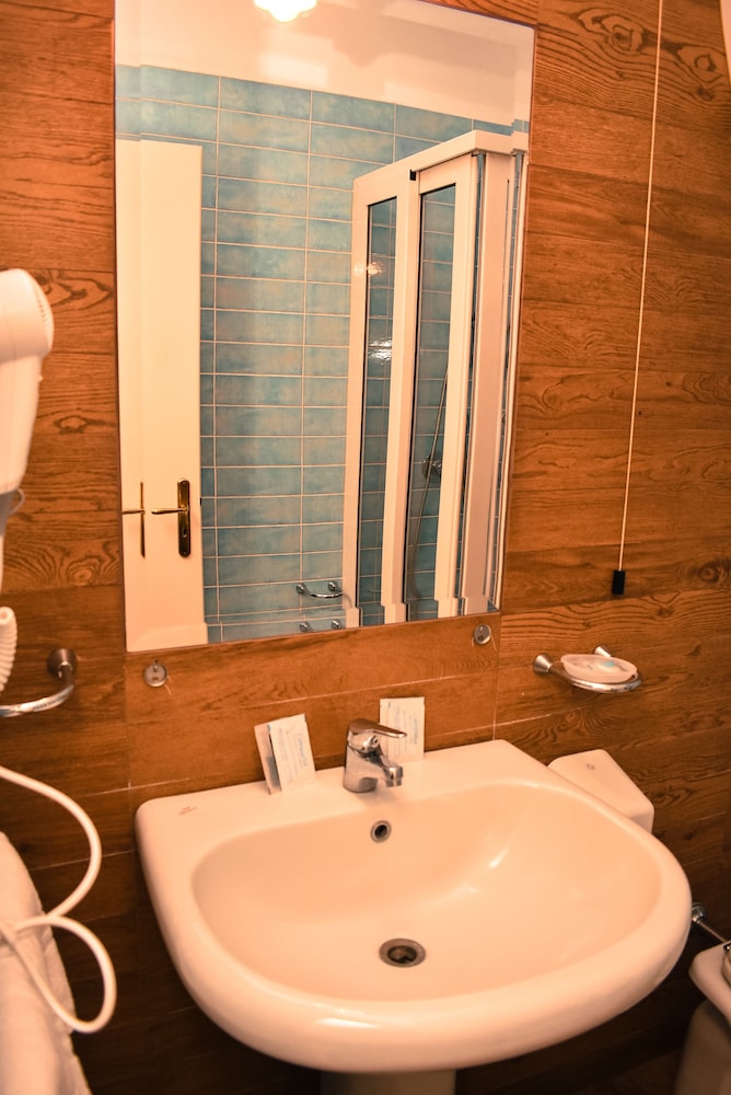 Hotel Miravalle 35/68