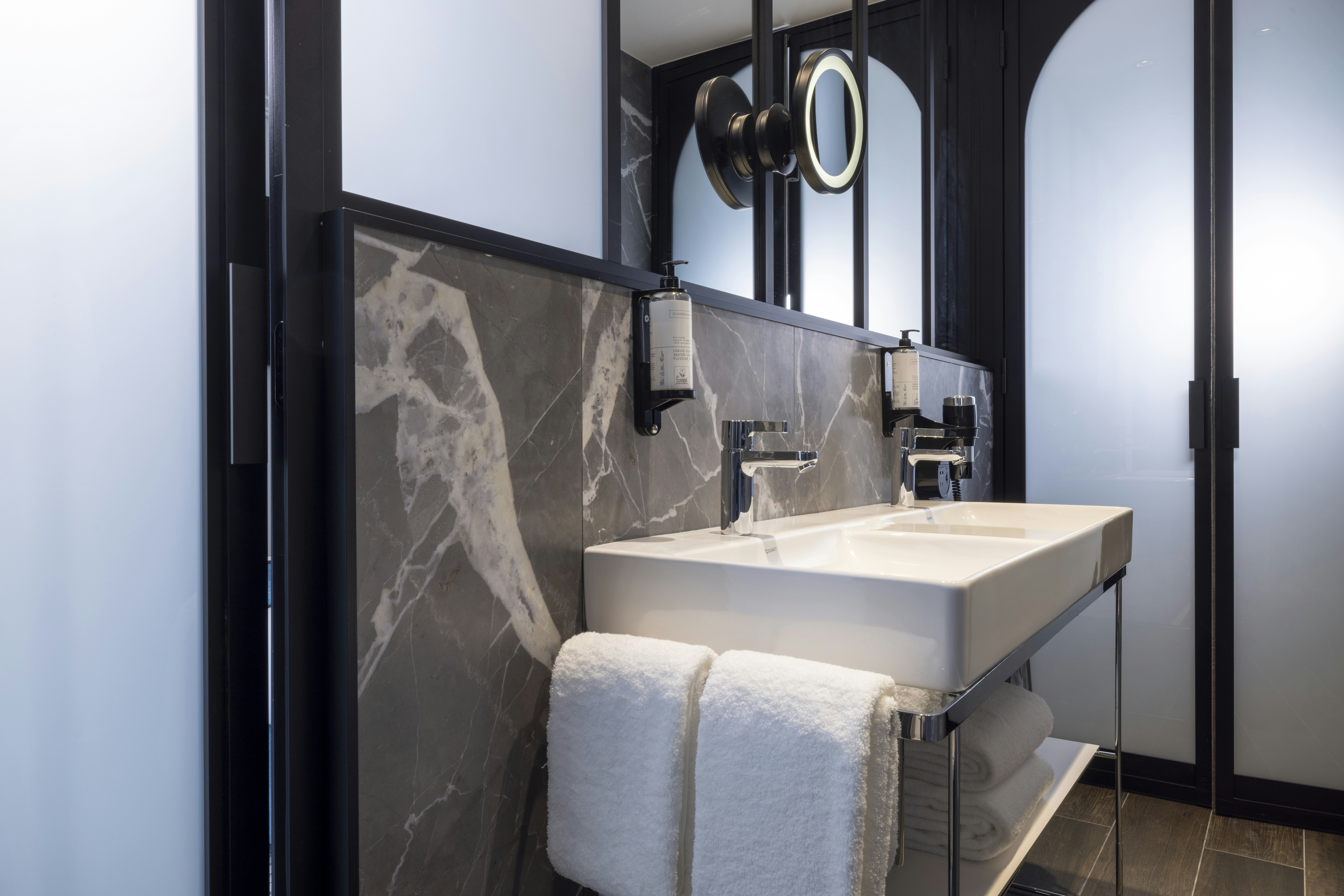 HOTEL DE FRANCE GARE DE LYON BASTILLE 34/35