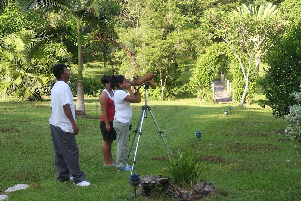 Tanager RainForest Lodge 54/64