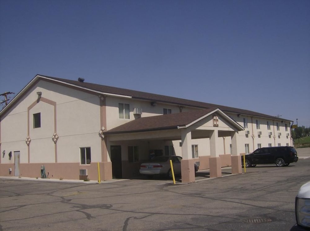 Travelodge by Wyndham Worland 1/24