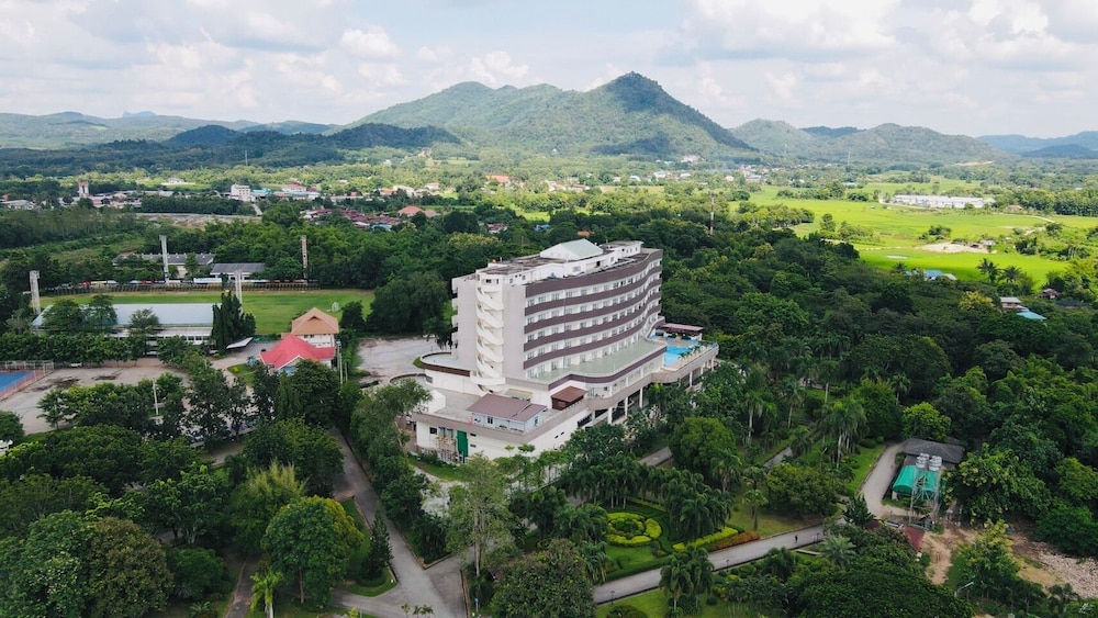 Loei Palace Hotel 6/83