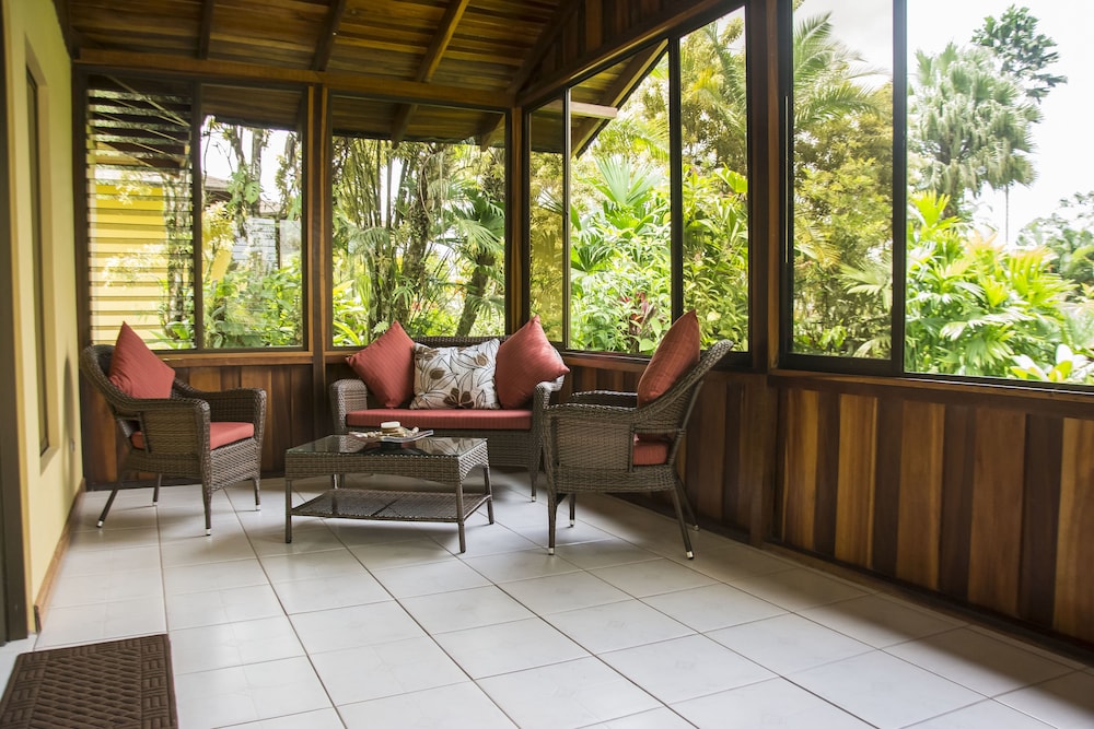 Arenal Paraiso Resort Thermo Mineral Hot Springs 33/50