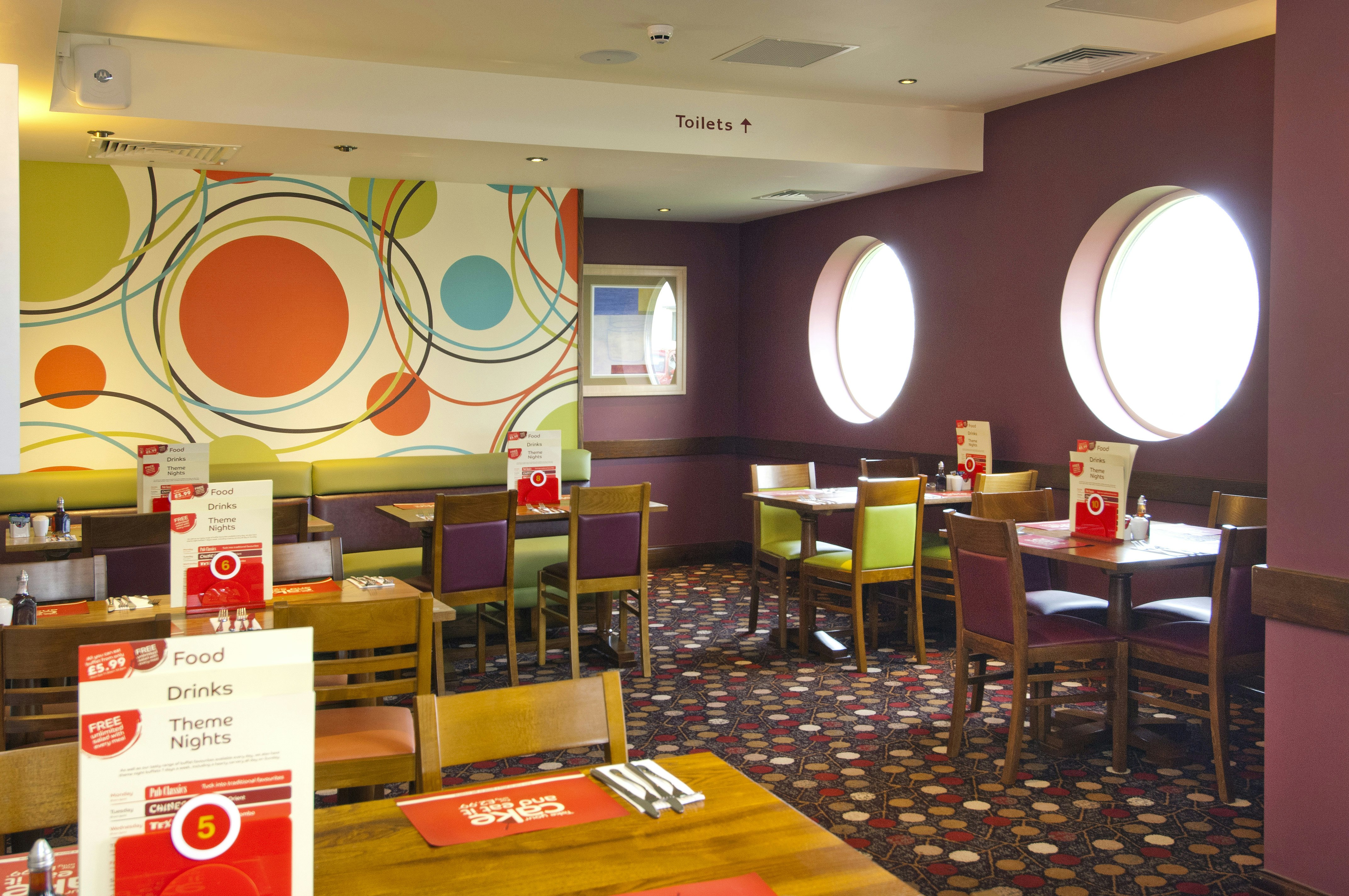 Premier Inn Widnes 33/44