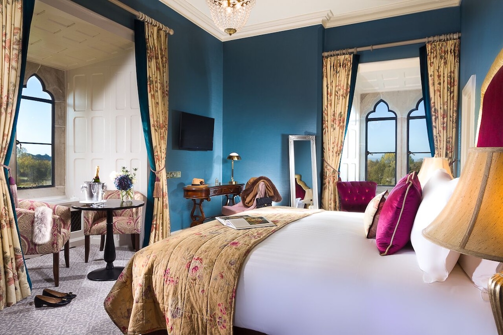 Kilkea Castle 10/50