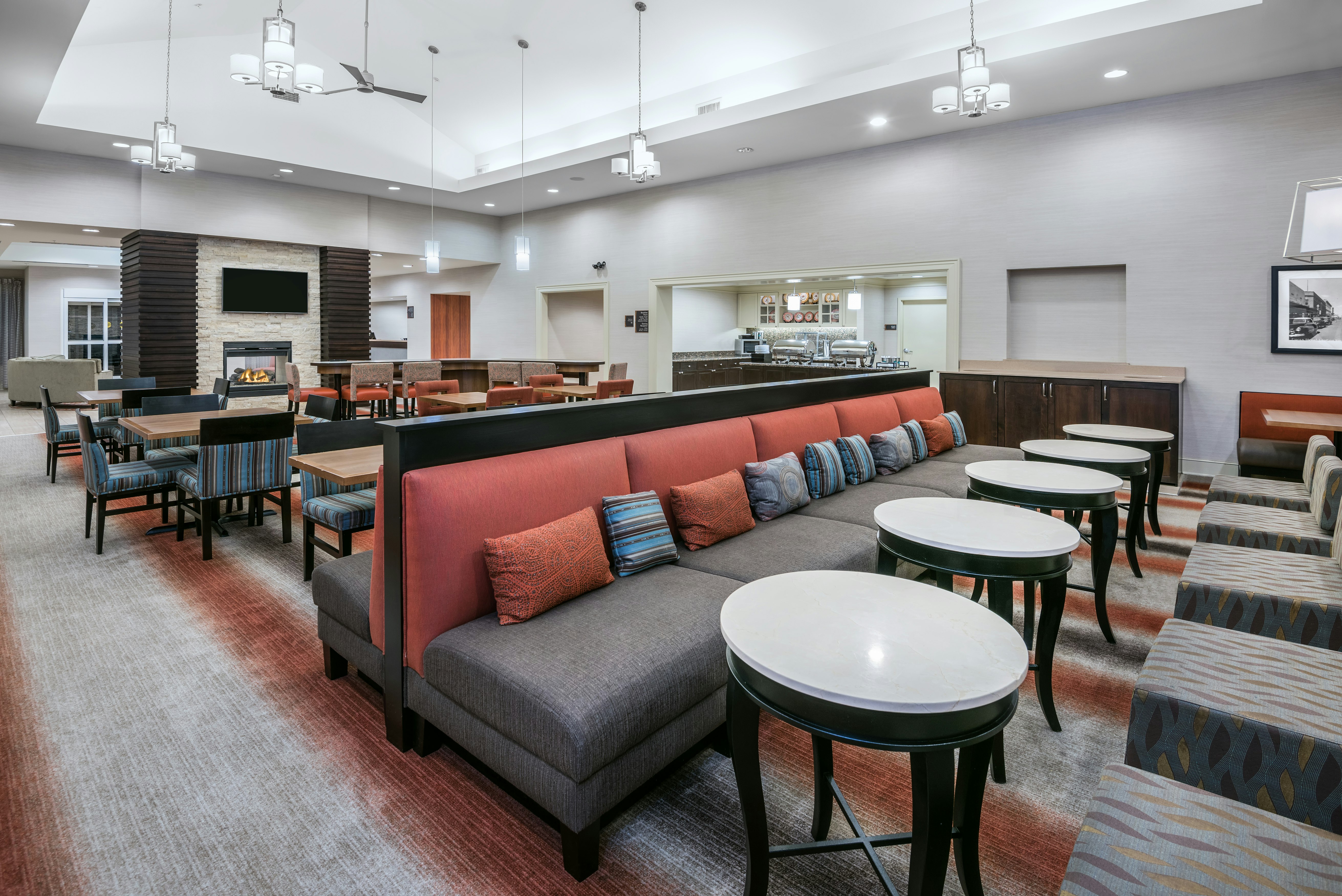 Homewood Suites by Hilton Laredo at Mall del Norte 44/75