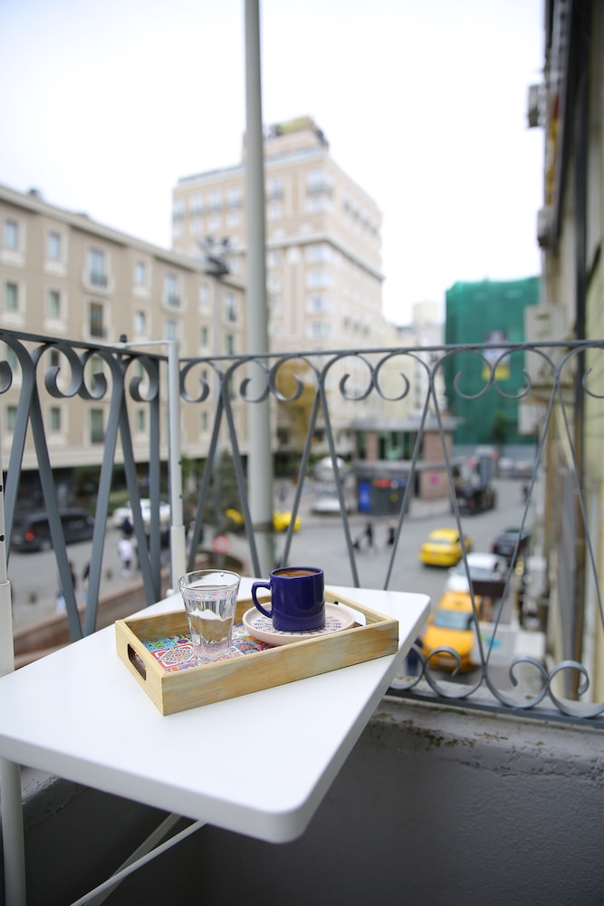 ROCO Beyoglu 41/49
