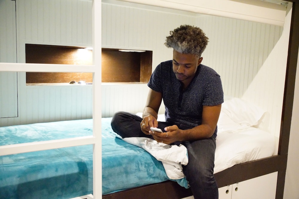 Bed & Bike Curacao Hostel 34/50