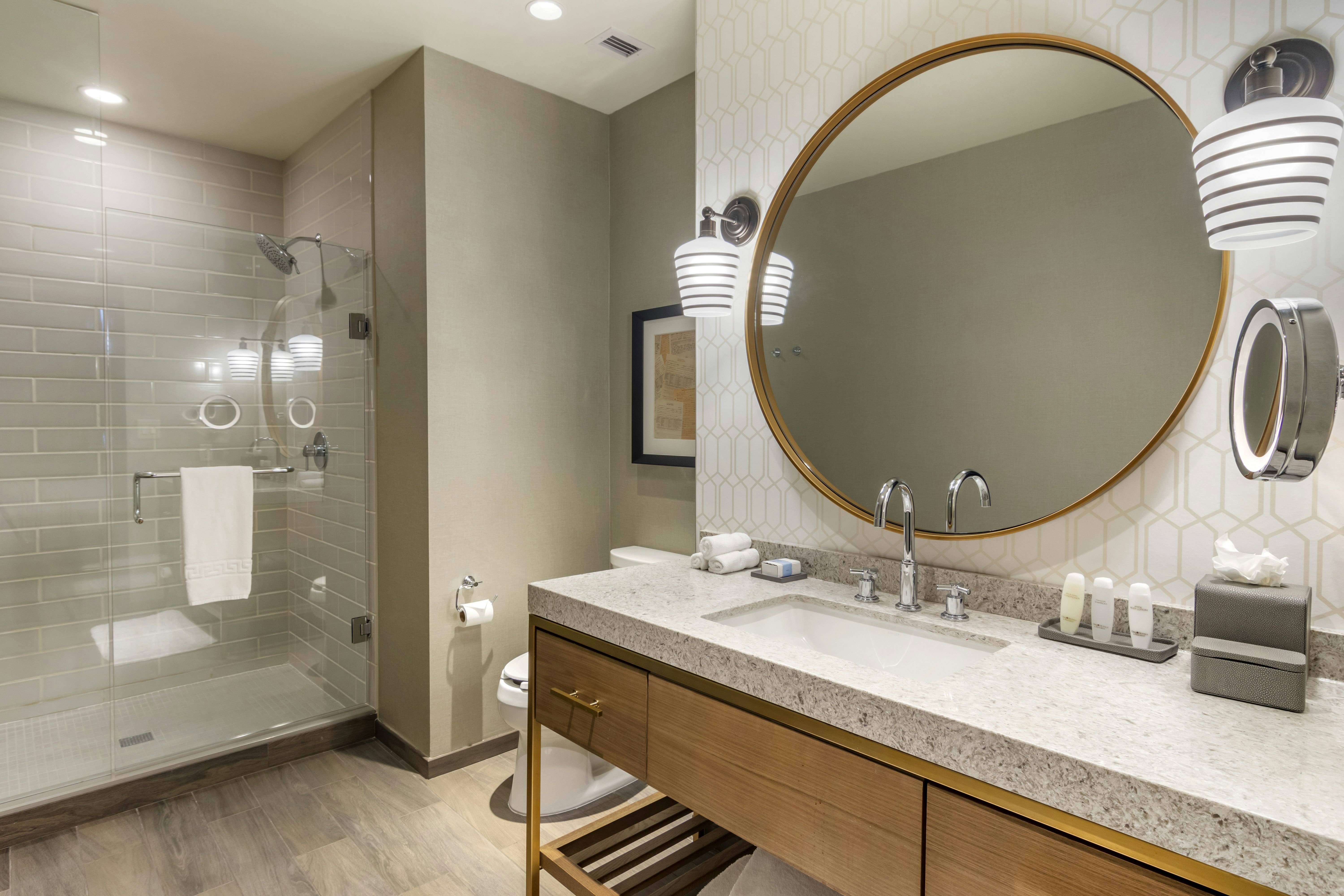 جناح بسرير كينج، Omni Hotel At the Battery Atlanta 3/3