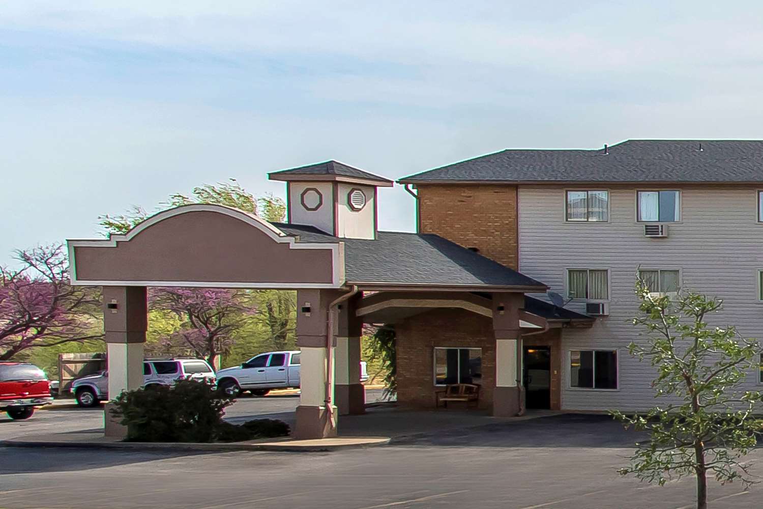 Econo Lodge Inn And Suites Clinton 12/12
