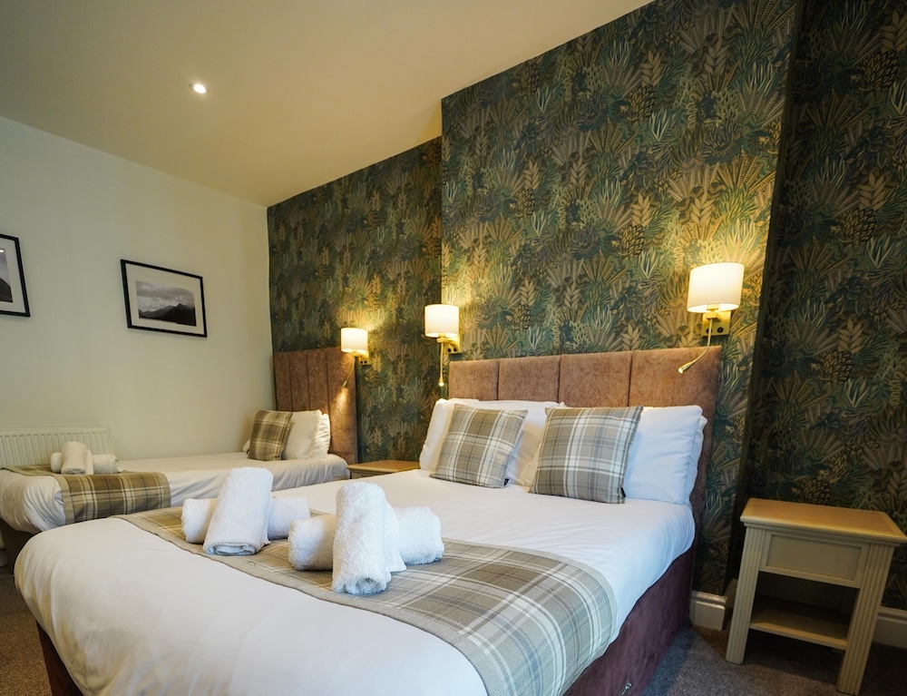 Gwydyr Hotel 11/50