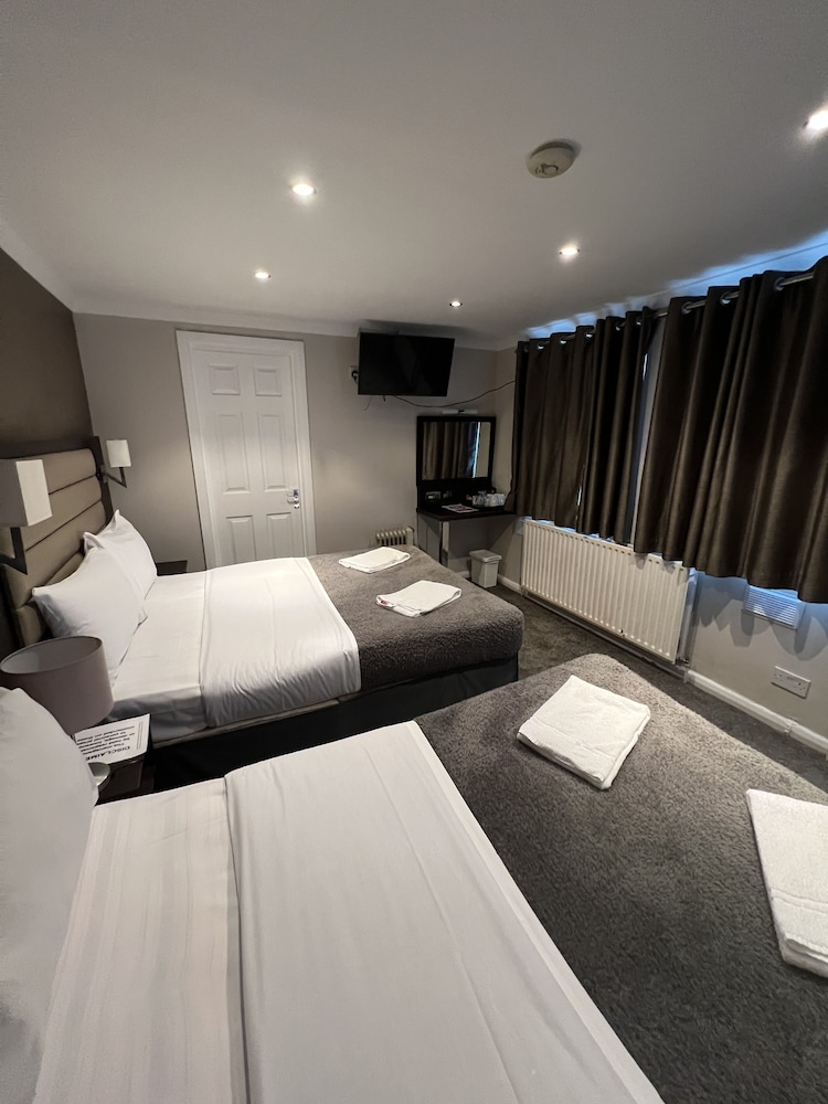 Goodwood Hotel 11/50