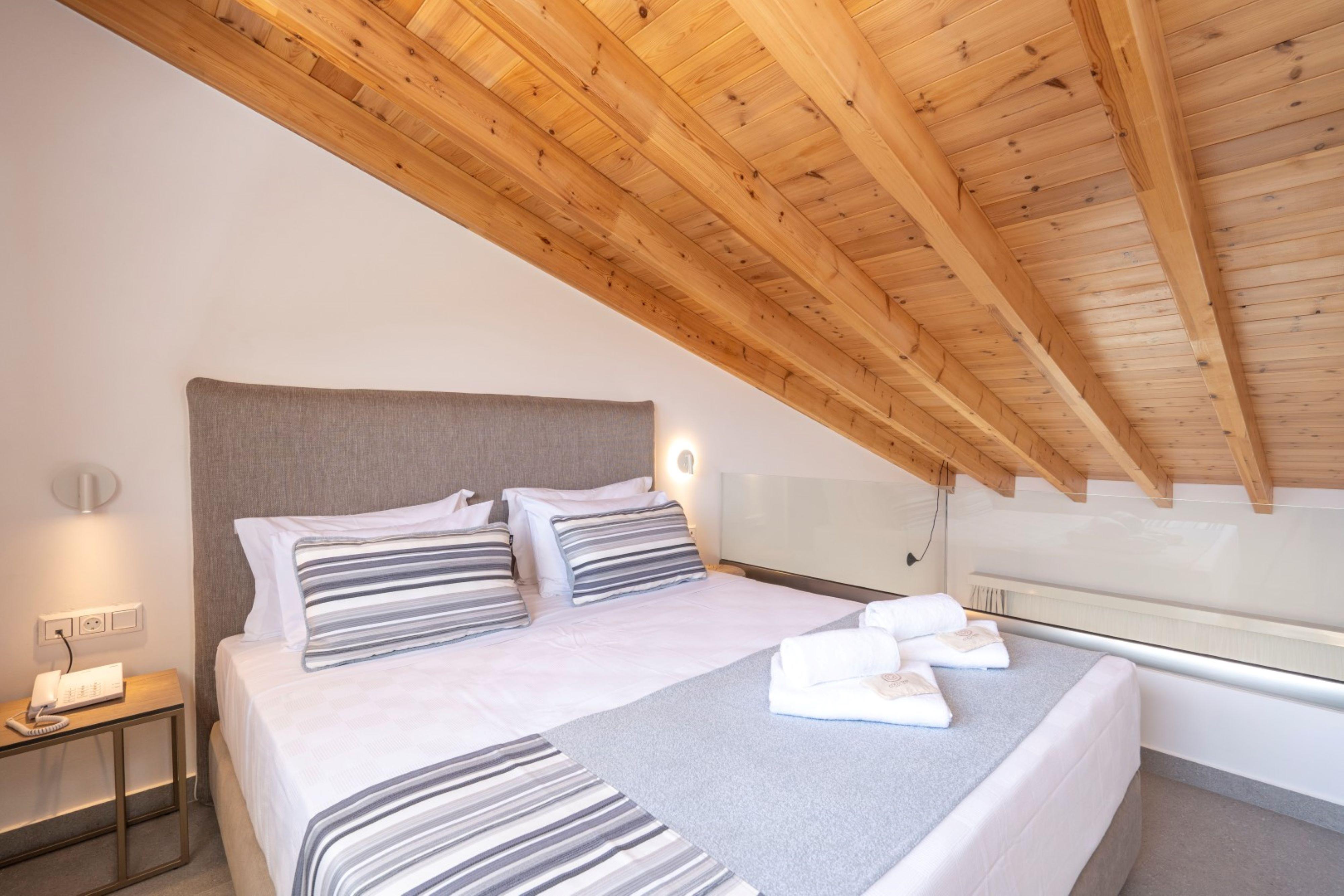Maisonette, Deluxe, Pool View
