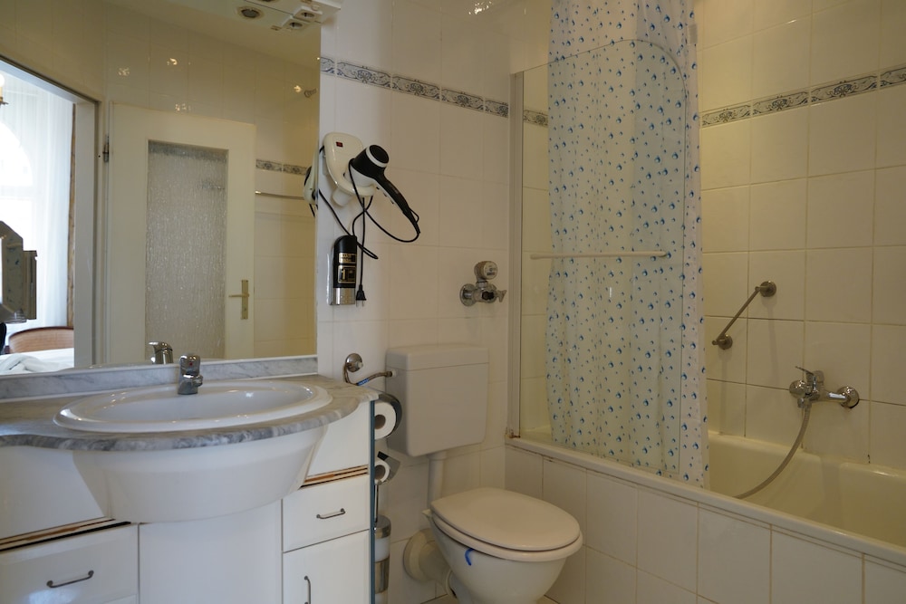 Hotel Xantener Eck 47/50