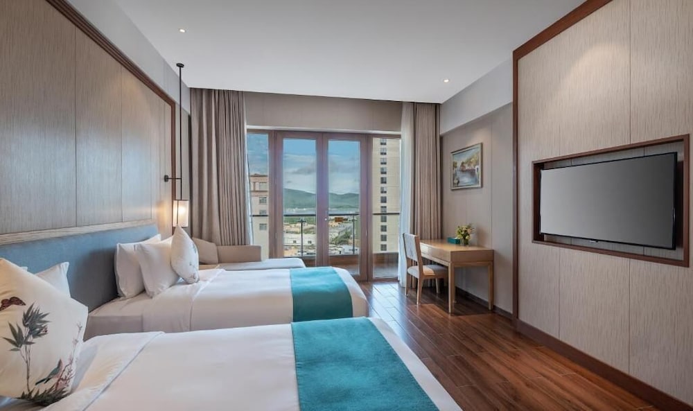 Dadonghai Hotel Sanya 15/48