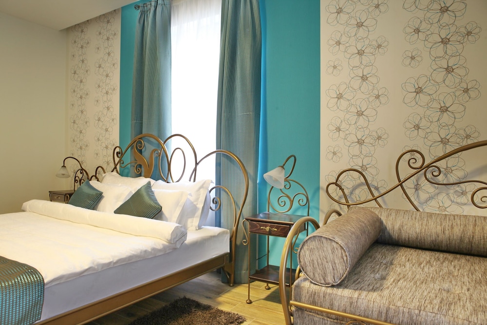 GARNI HOTEL DUM 8/43