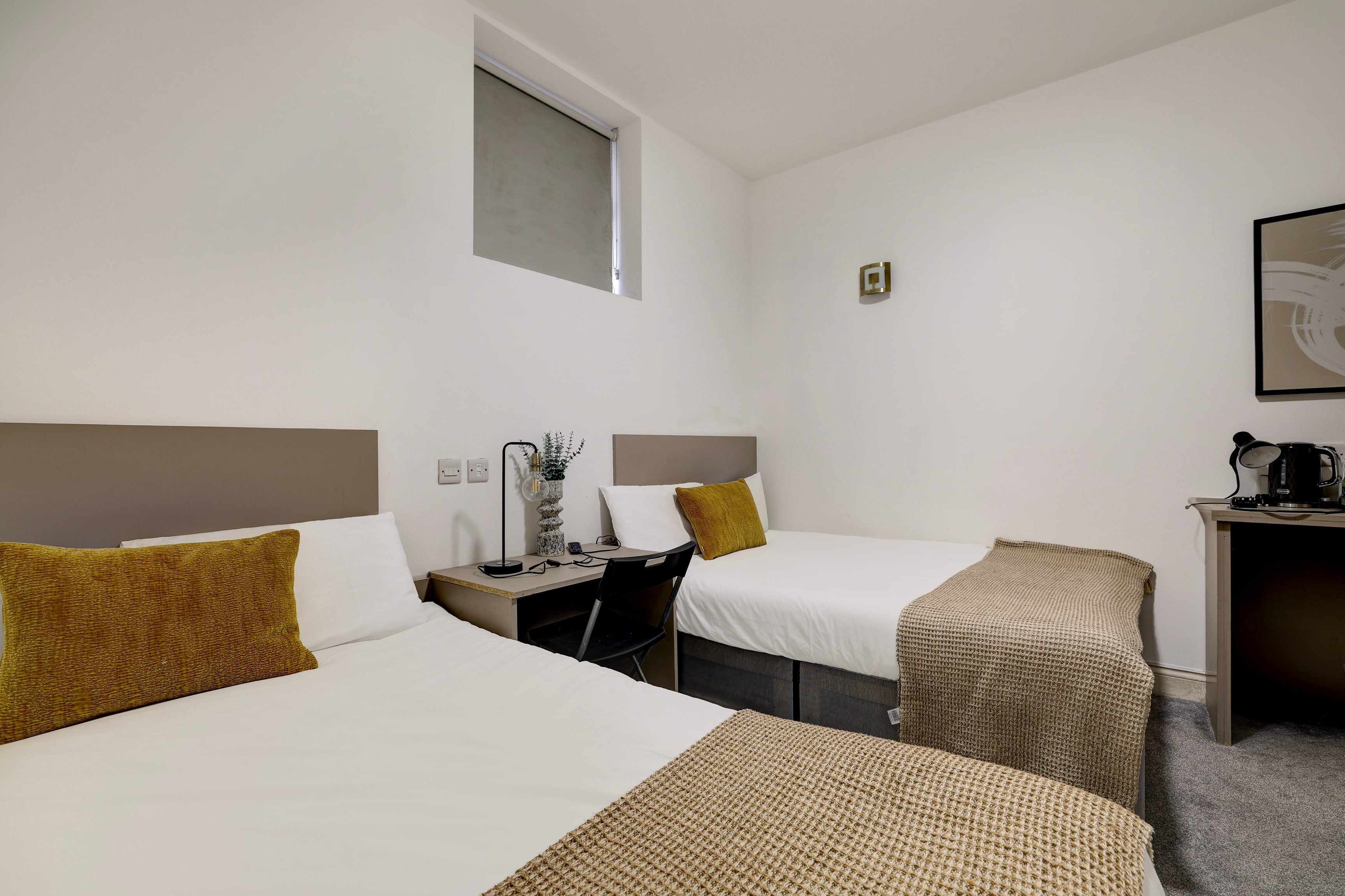 Belvilla Ilford Station Hotel, 4 min from Elizabeth line 25/46