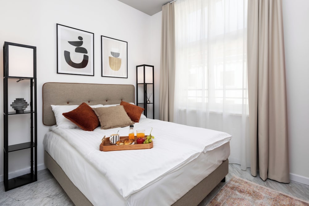 H11 Aparthotel 31/72
