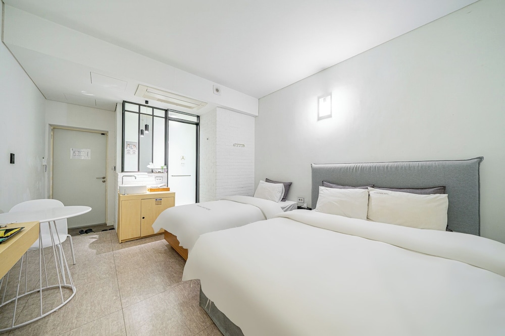 Ami Boutique Hotel 9/50