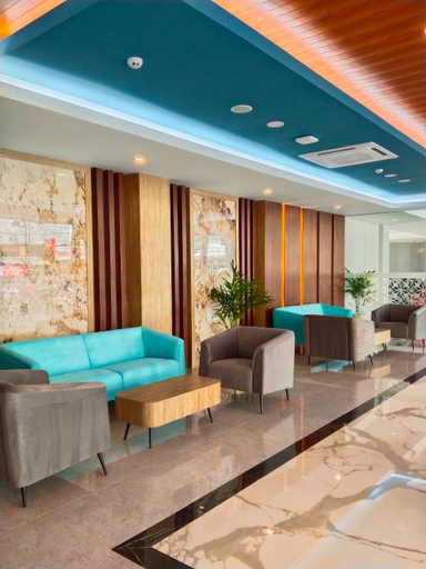 Front One Luxe Hotel Solo 5/11