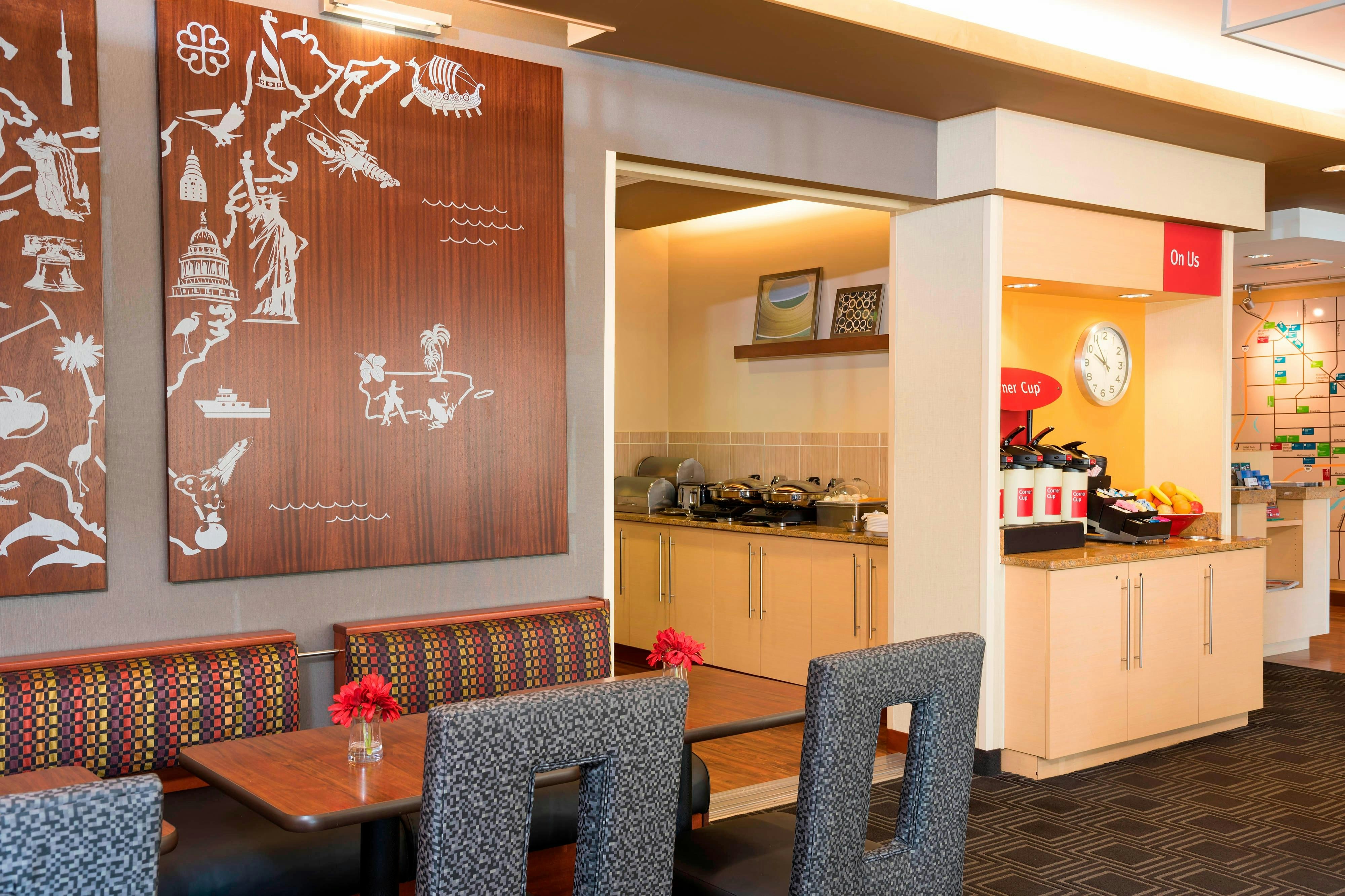 TownePlace Suites by Marriott Joliet South 6/10