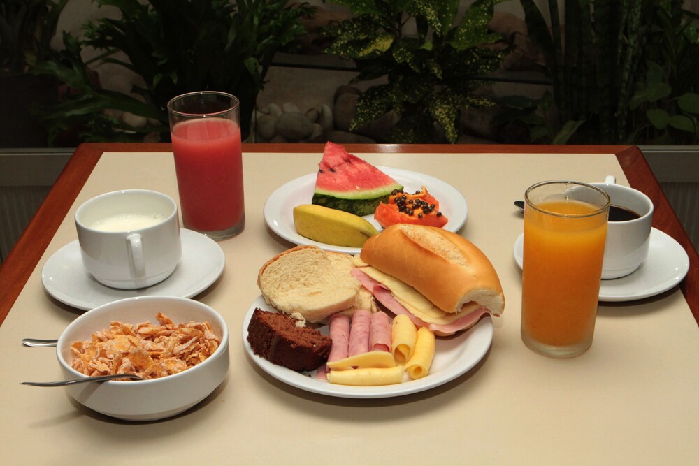 Hotel Pouso Alegre 27/50