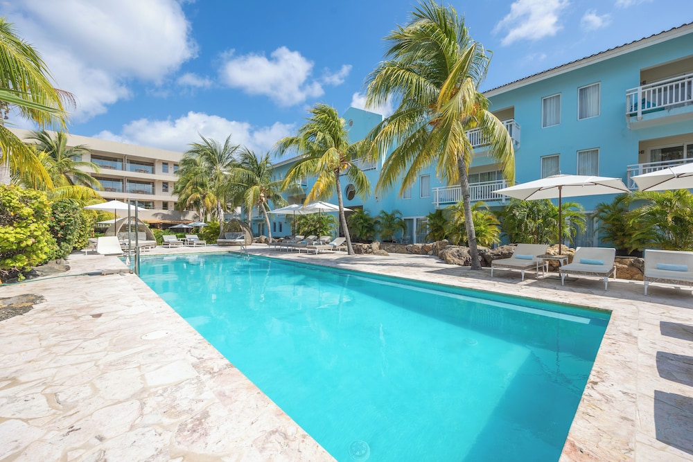 Dolphin Suites 45/50