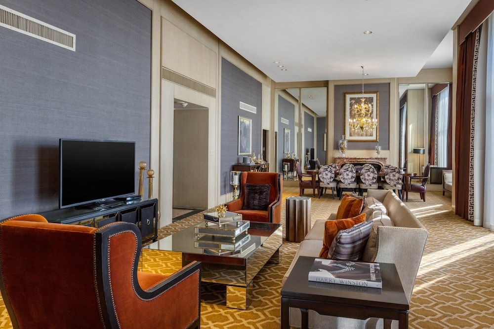 Omni Houston Hotel 66/86