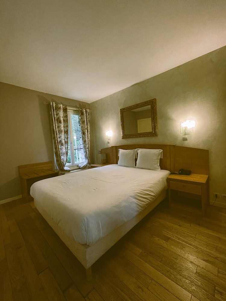 Hipotel Hostellerie Du Lys 5/49