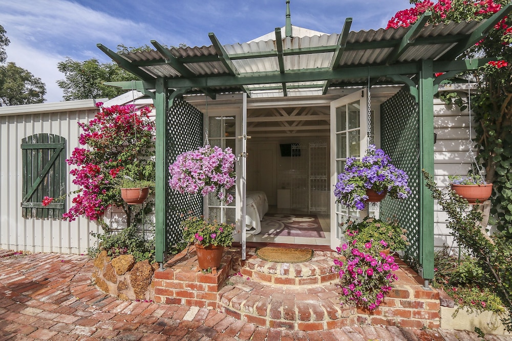 Rosebridge House Bed & Breakfast 2/50
