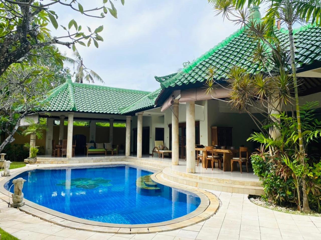 BALI JADE VILLAS 30/35