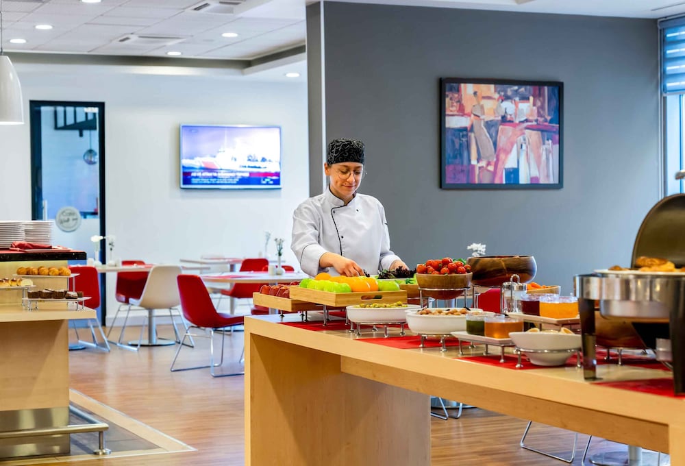 Ibis Izmir Alsancak 40/46