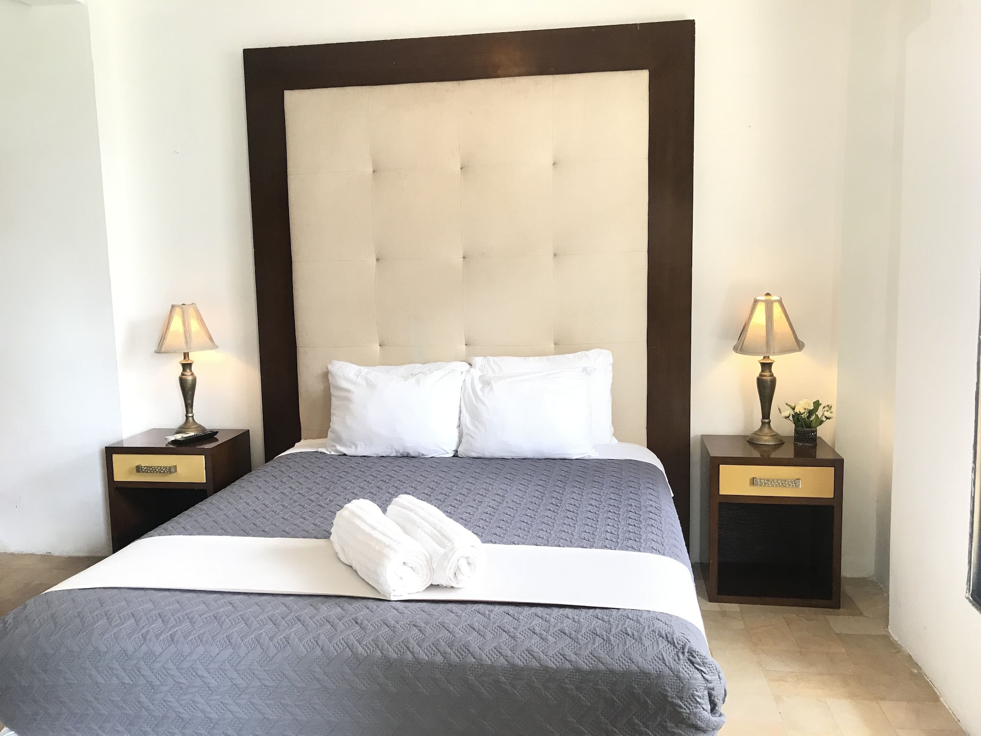 Business, Tower, Double Bed, City View